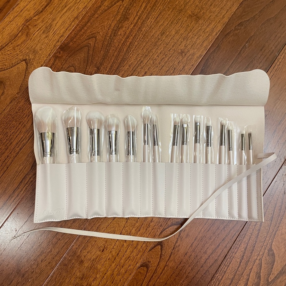 Colourpop White Makeup Brush Set with Roll Case